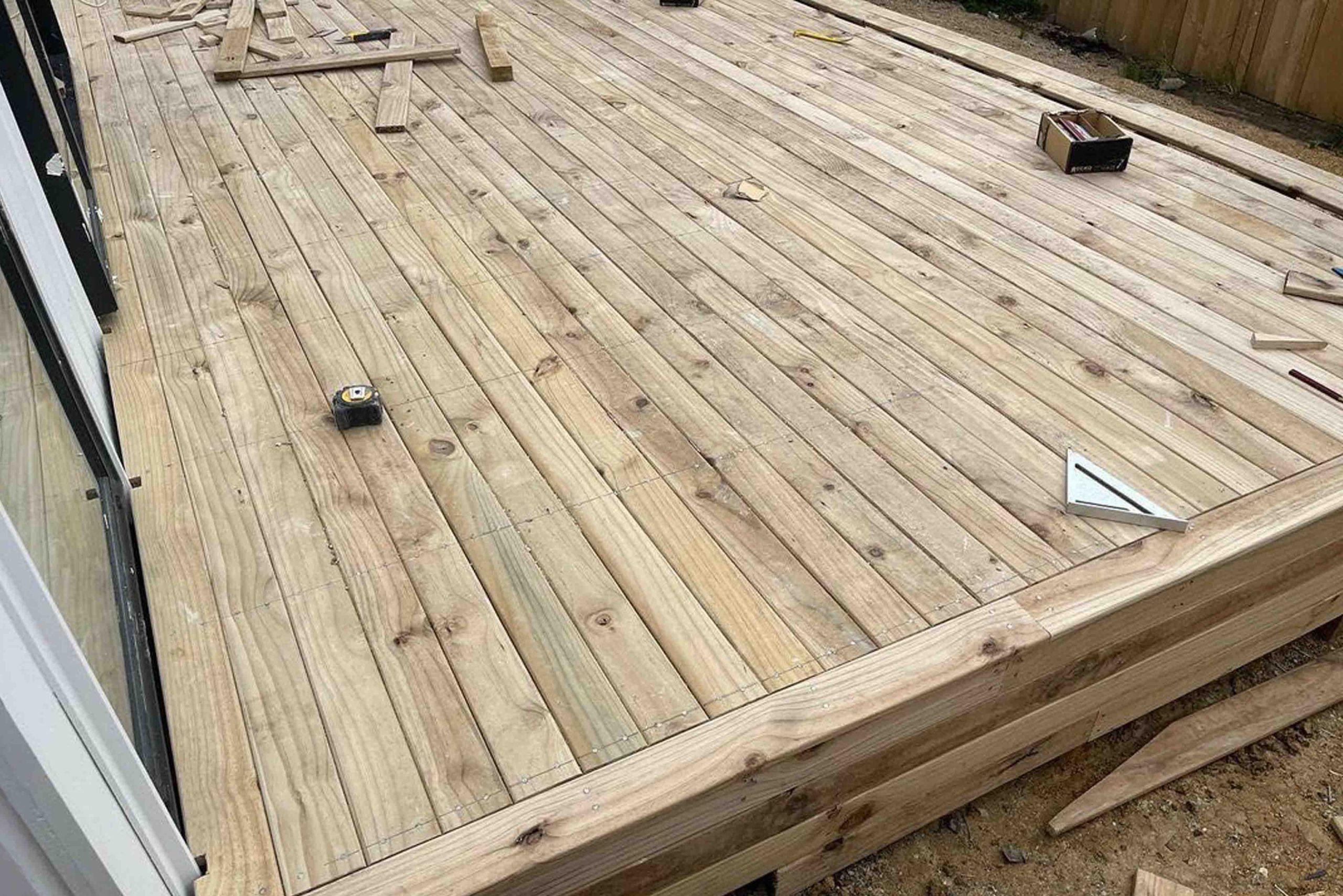 Deck repairs and maintenance in Auckland by Mandal